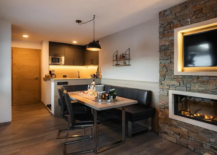 Alpen Austria 아파트 *